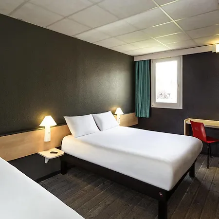 Ibis Hotel 3*